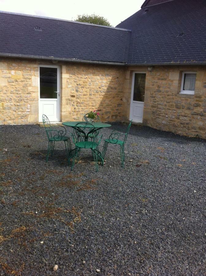 Ferme De Montigny Bed & Breakfast Asnieres-en-Bessin Luaran gambar